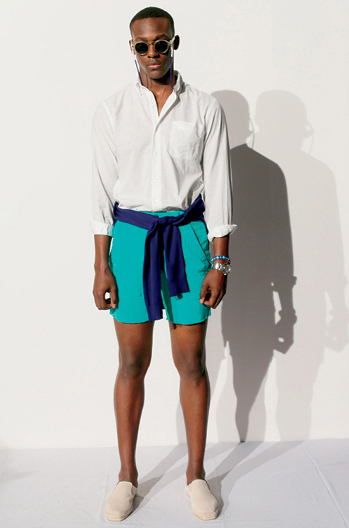 Conquistano punti in stile ed eleganza gli shorts sartoriali come quelli proposti da Ovadia&Sons