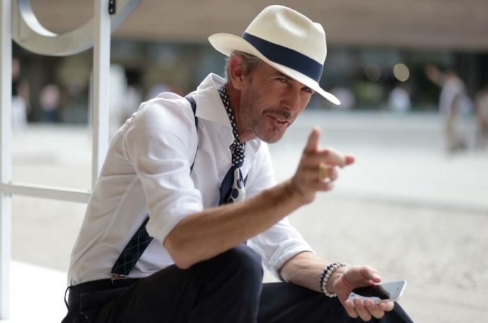 Camicia e cappello 2025