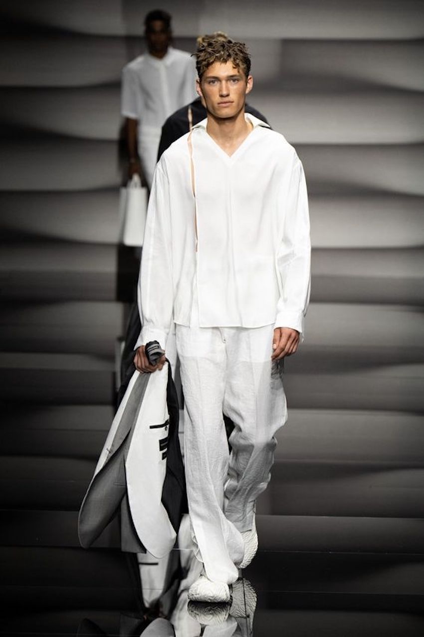 Il fascino senza tempo del lino un tessuto immancabile nel guardaroba maschile Sartoria Bocchese Personal Tailoring